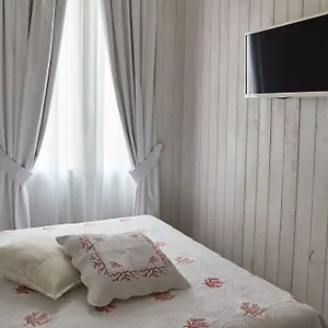  Pensión Chez Marie